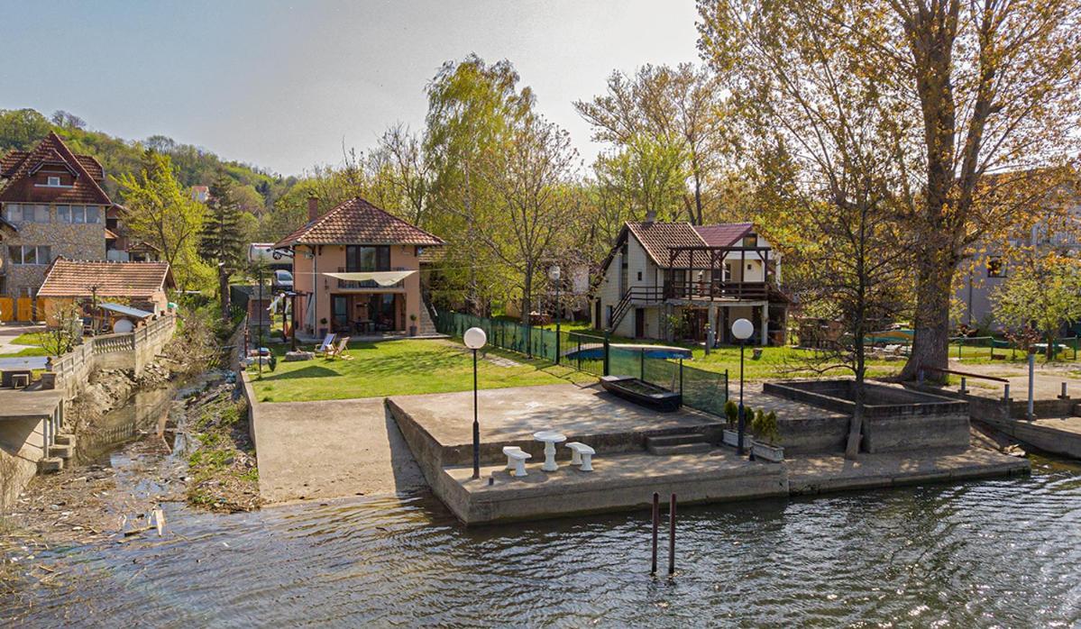 Dunavska Kuca Smederevo Buitenkant foto