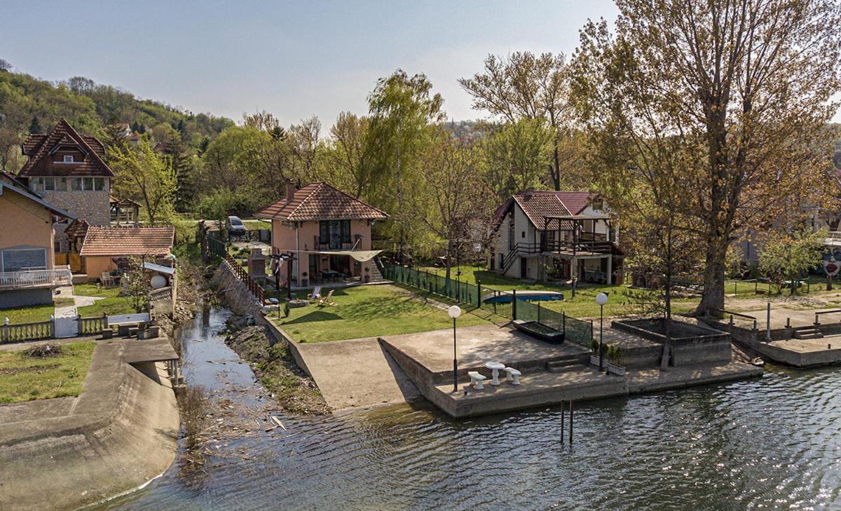 Dunavska Kuca Smederevo Buitenkant foto